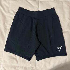 Gymshark Men’s crest 9” short